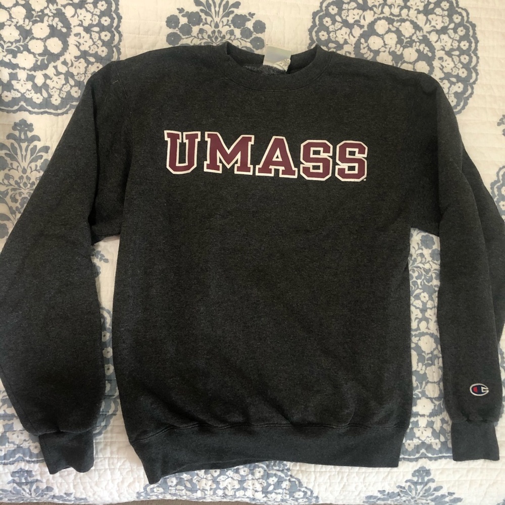 UMass Crewneck